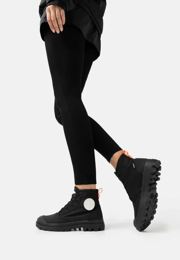 Palladium Pampa Hi – Boots À Talons – Black 1