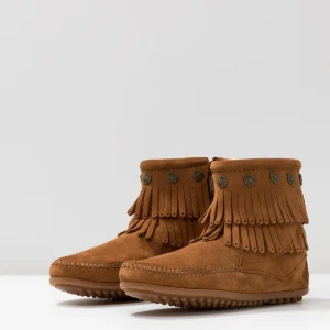 Minnetonka Double Fringe Side Zip – Boots À Talons – Brown 17