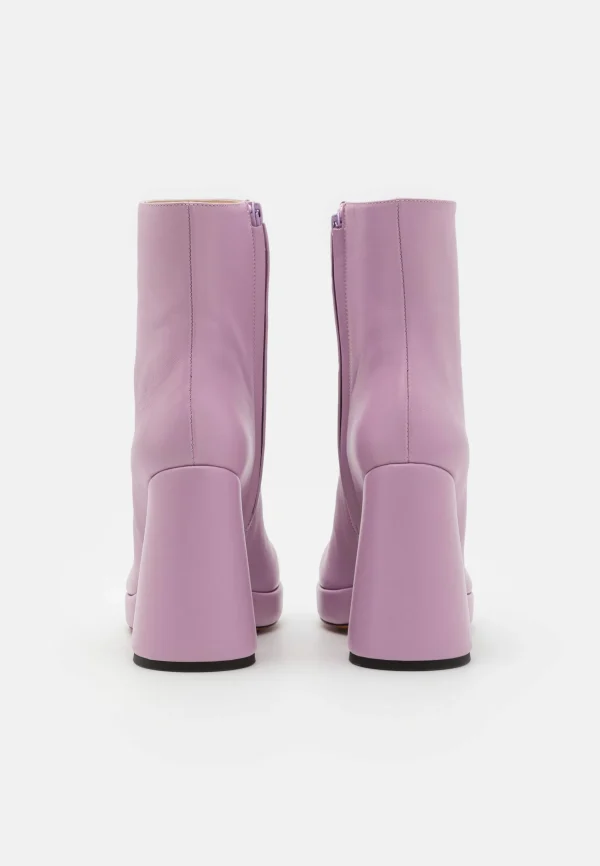 PROENZA SCHOULER Forma Platform Boots – Bottines À Plateau – Light/Pastel Purple 5