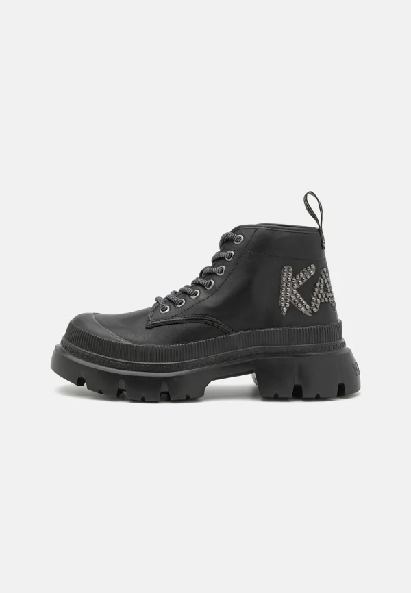 KARL LAGERFELD Trekka Max Mid Lace Stud Boot – Boots À Talons – Black 3