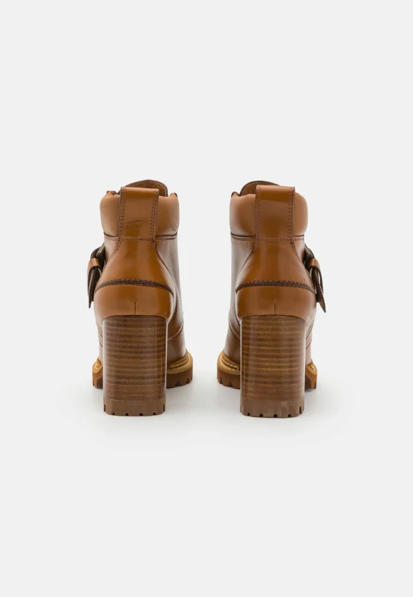See By Chloé Willow Buckle – Boots À Talons – Light/Pastel Brown 5