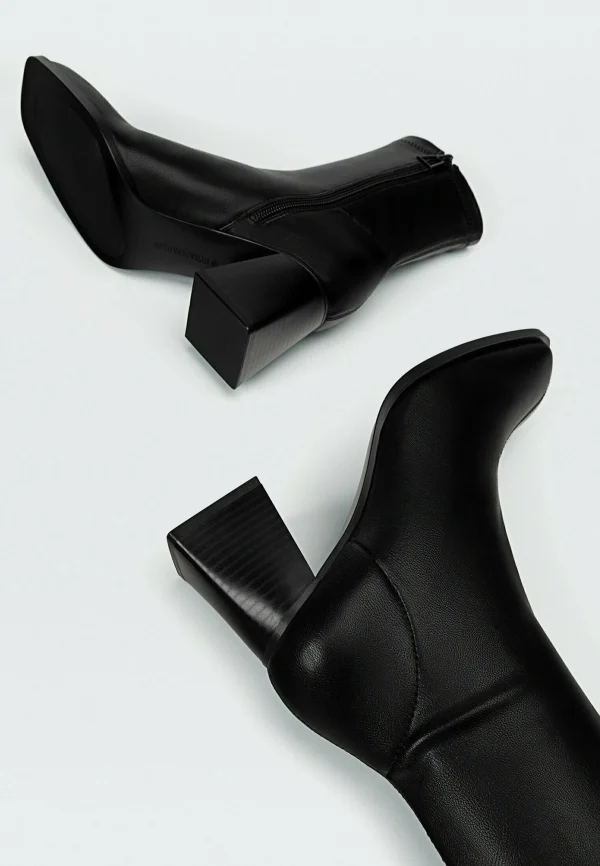 Stradivarius Mit Halbhohem Absatz – Boots À Talons – Black 6