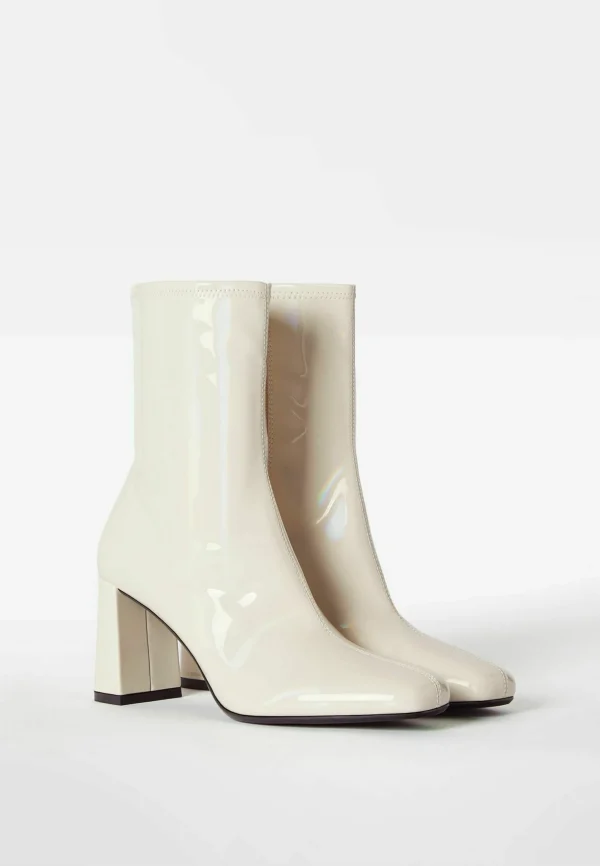 BERSHKA Patent Style Fitted – Boots À Talons – Off-White 4