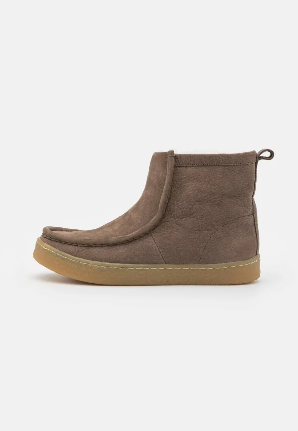 Clarks Barleigh Pull – Boots À Talons – Taupe 3