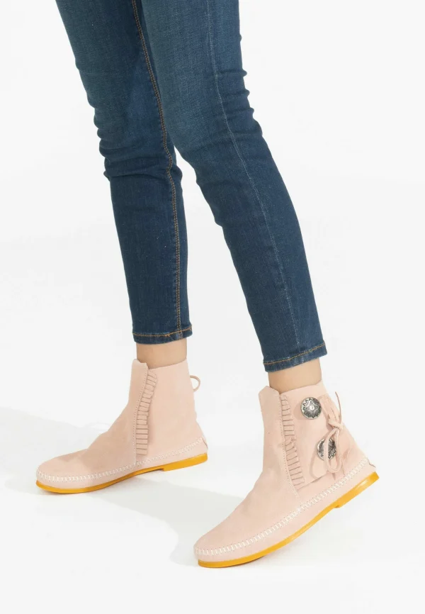 Minnetonka Button Hardsole – Boots À Talons – Pink 1
