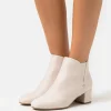 Tamaris Online Exclusive – Boots À Talons – Ivory 16