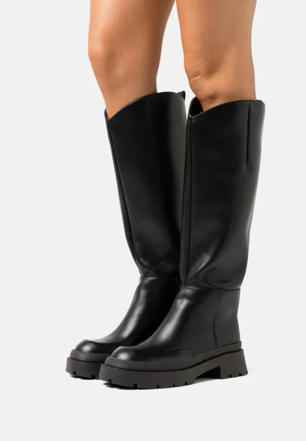 NA-KD Wide Rounded Shaft Boots – Bottes – Black 1