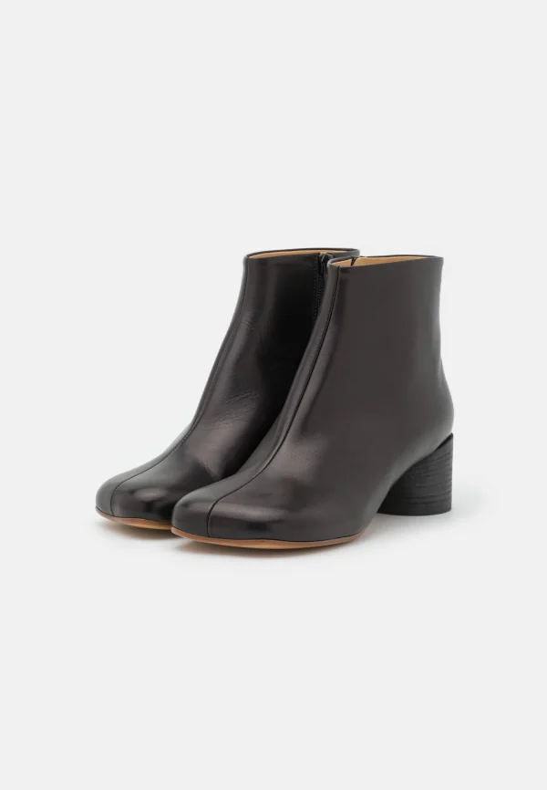 MM6 Maison Margiela Anatomic – Boots À Talons – Black 4