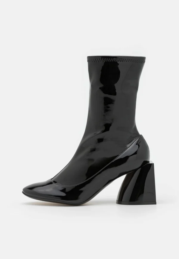 N°21 Boots – Bottines – Black 3