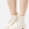 Levi’s Trooper Chukka – Boots À Talons – Beige 19