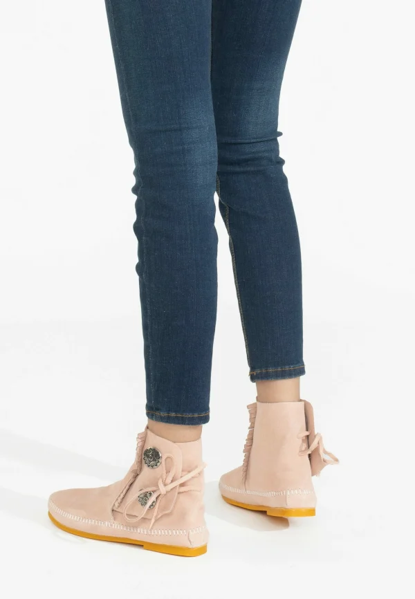 Minnetonka Button Hardsole – Boots À Talons – Pink 4
