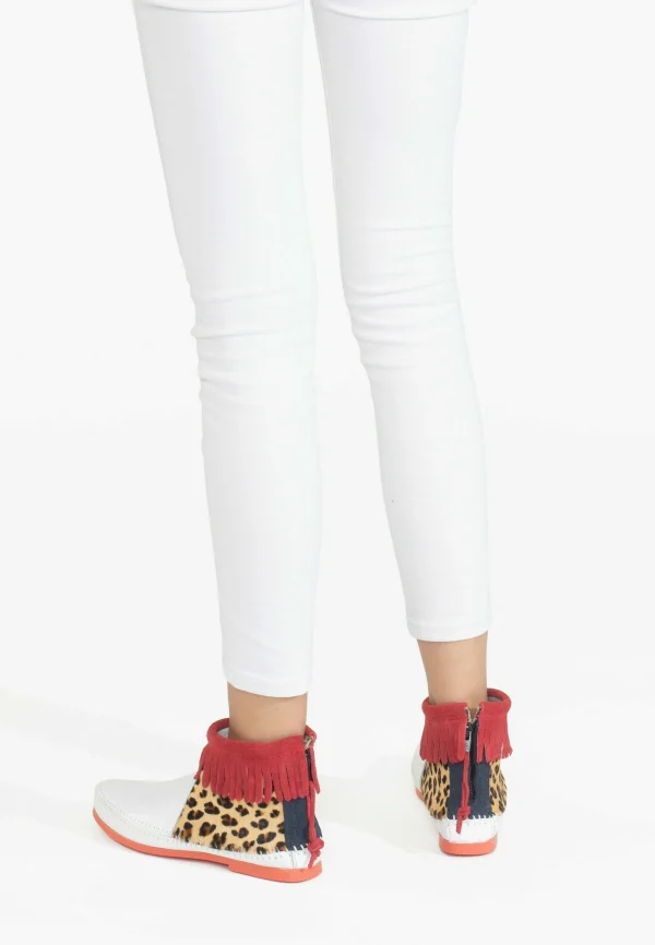 Minnetonka Boots À Talons – White 3