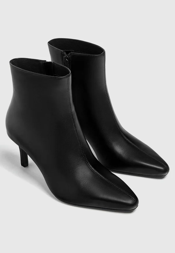 PULL & BEAR With Pointed Toe – Boots À Talons – Black 7