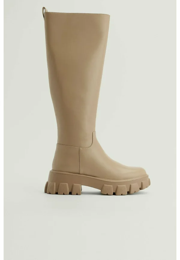 NA-KD Profile Sole Shaft Boots – Bottes À Plateau – Taupe 3